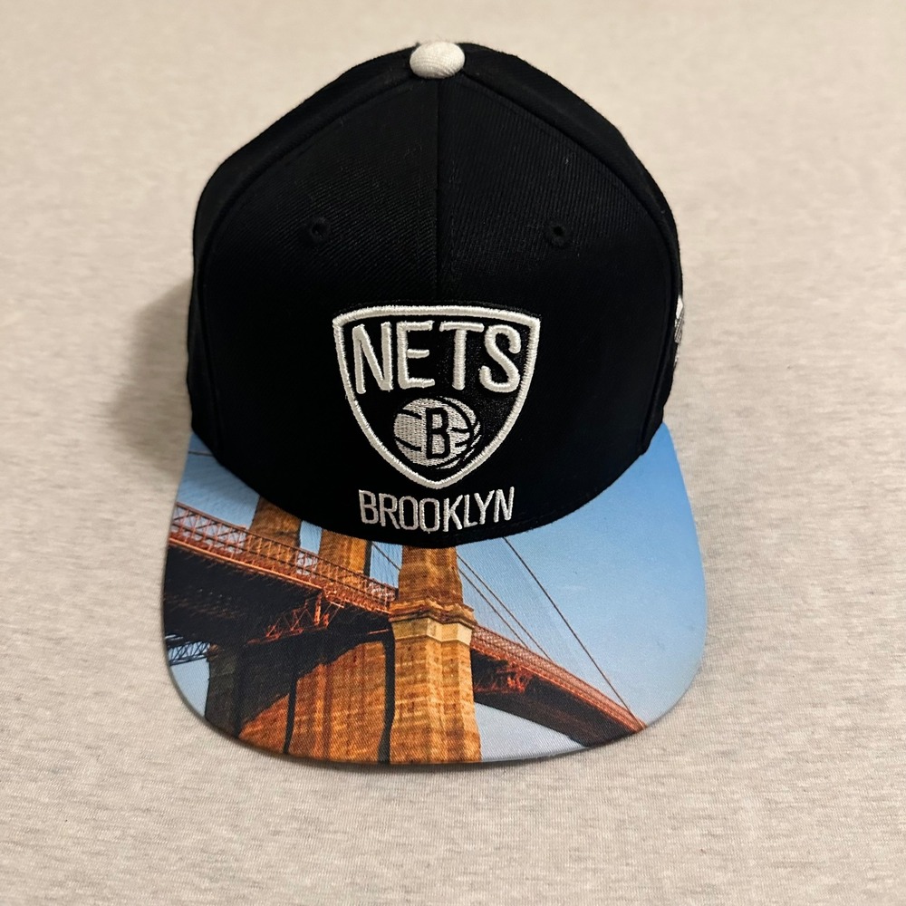 Adidas Brooklyn Nets NBA Snapback Hat Black Brooklyn Bridge Graphic Brim Cap